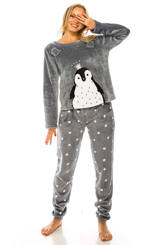 2 Piece Queen Peguin Pajama Set